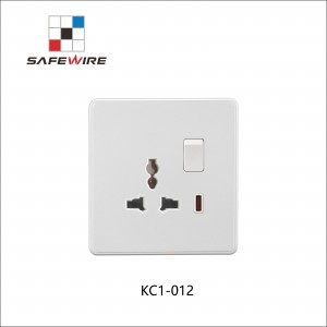 Safewire KC1-012 Switched socket with neon 13A